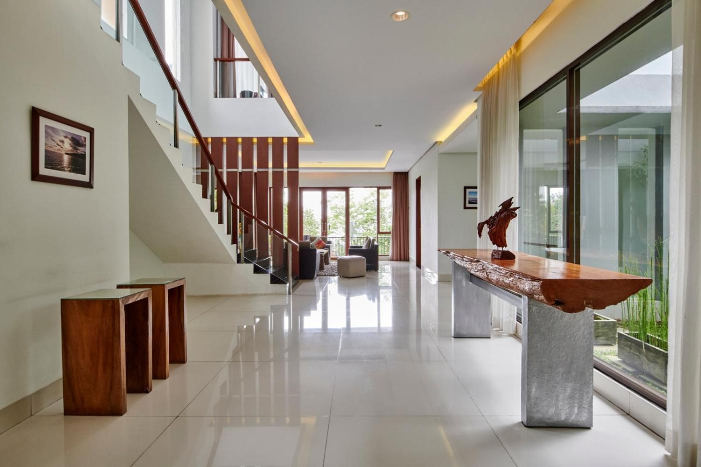Oyama City View Villa 4 Bedrooms With A Private Swimming Pool Bandung Exterior foto